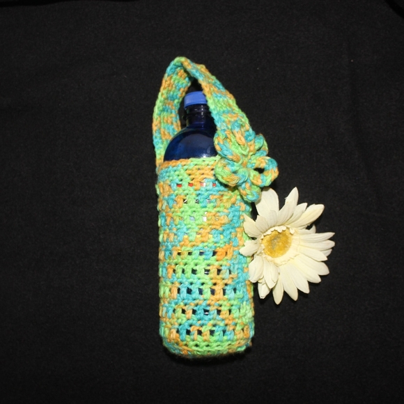 NEW Bottle Carrier/Holder HAND CRAFTED Crochet Handmade - Picture 4 of 16